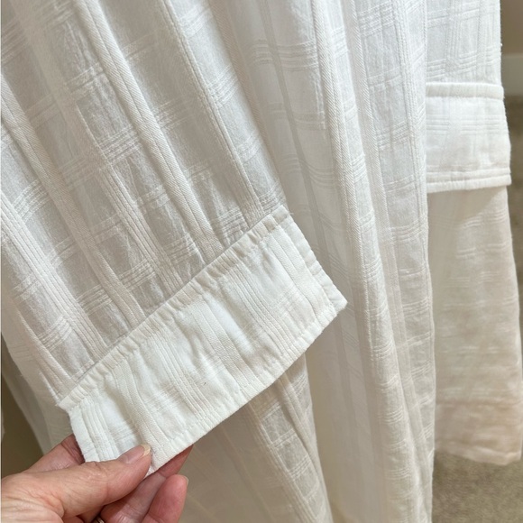 POMANDER PLACE Tuckernuck White Mini Carolina All Cotton Resort Caftan Sz Medium - Picture 5 of 12